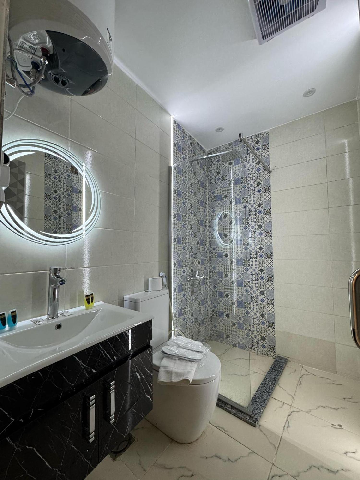 Le Grand Pyramids View & 3* Cairo